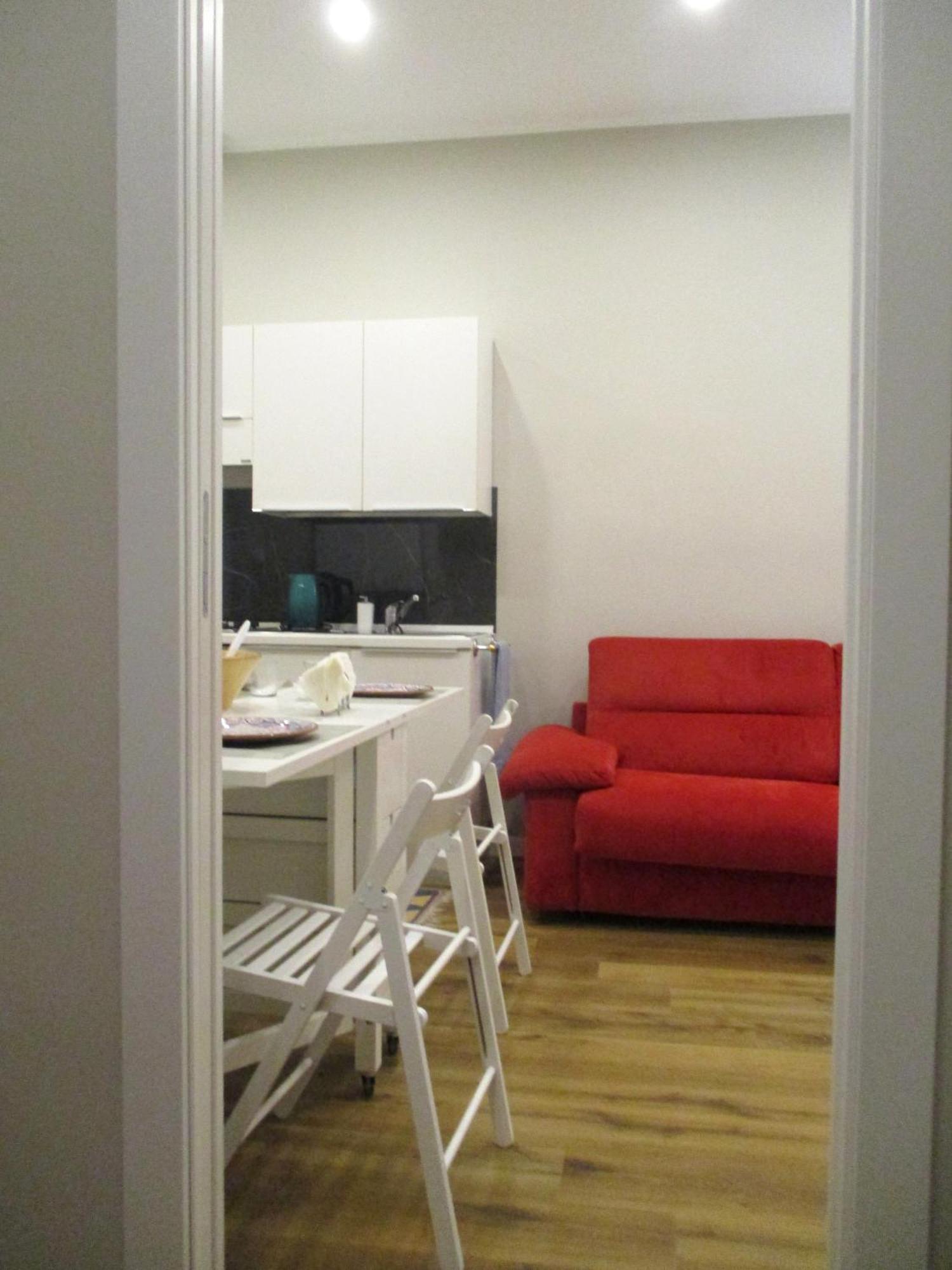 Thelozzashome Apartment